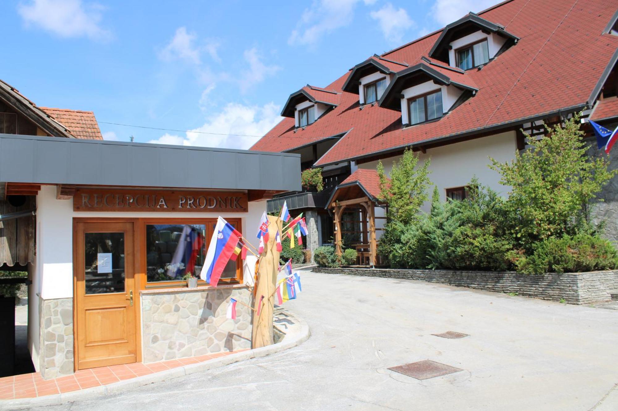 Sport Center Prodnik Hotel Ljubno Buitenkant foto